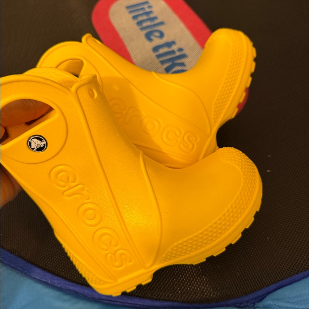 CROCS Yellow Rain & Snow Boots Durable Slip-On Design
